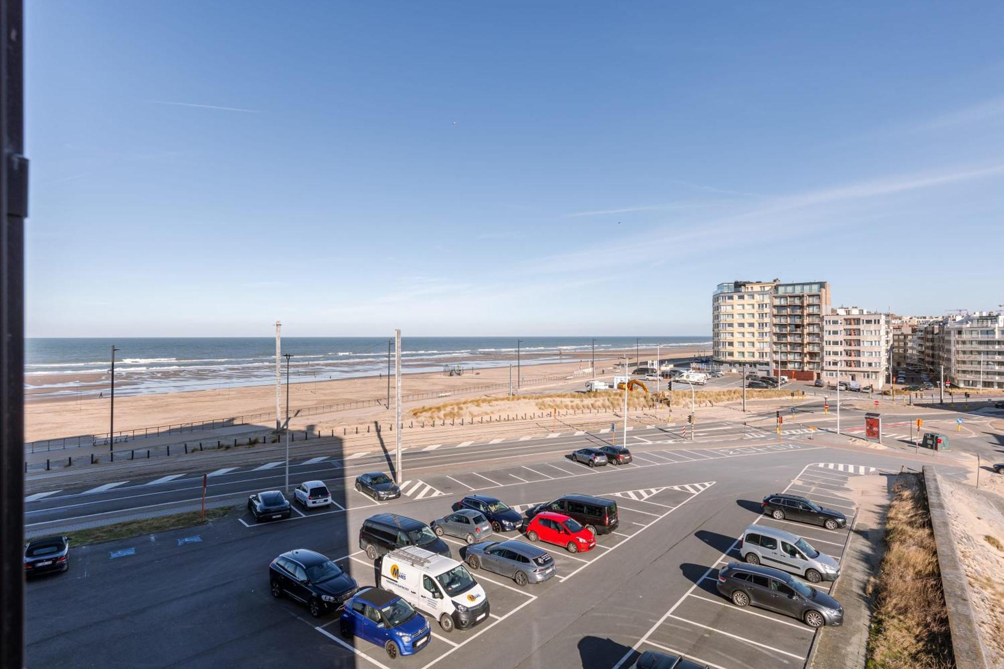 Huswell - Spacious & Modern Sea View Apartment With Garage Oostende Dış mekan fotoğraf