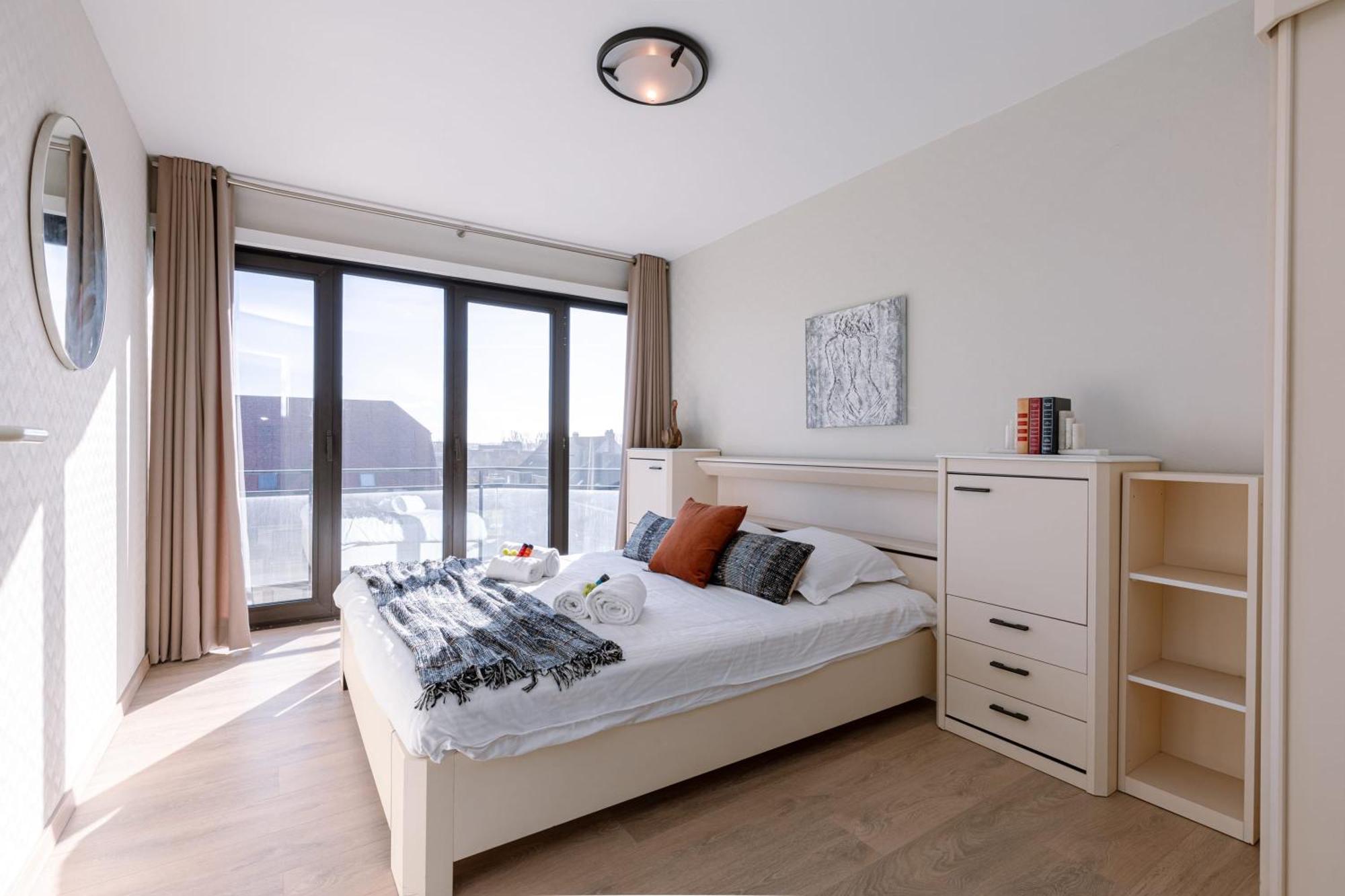 Huswell - Spacious & Modern Sea View Apartment With Garage Oostende Dış mekan fotoğraf