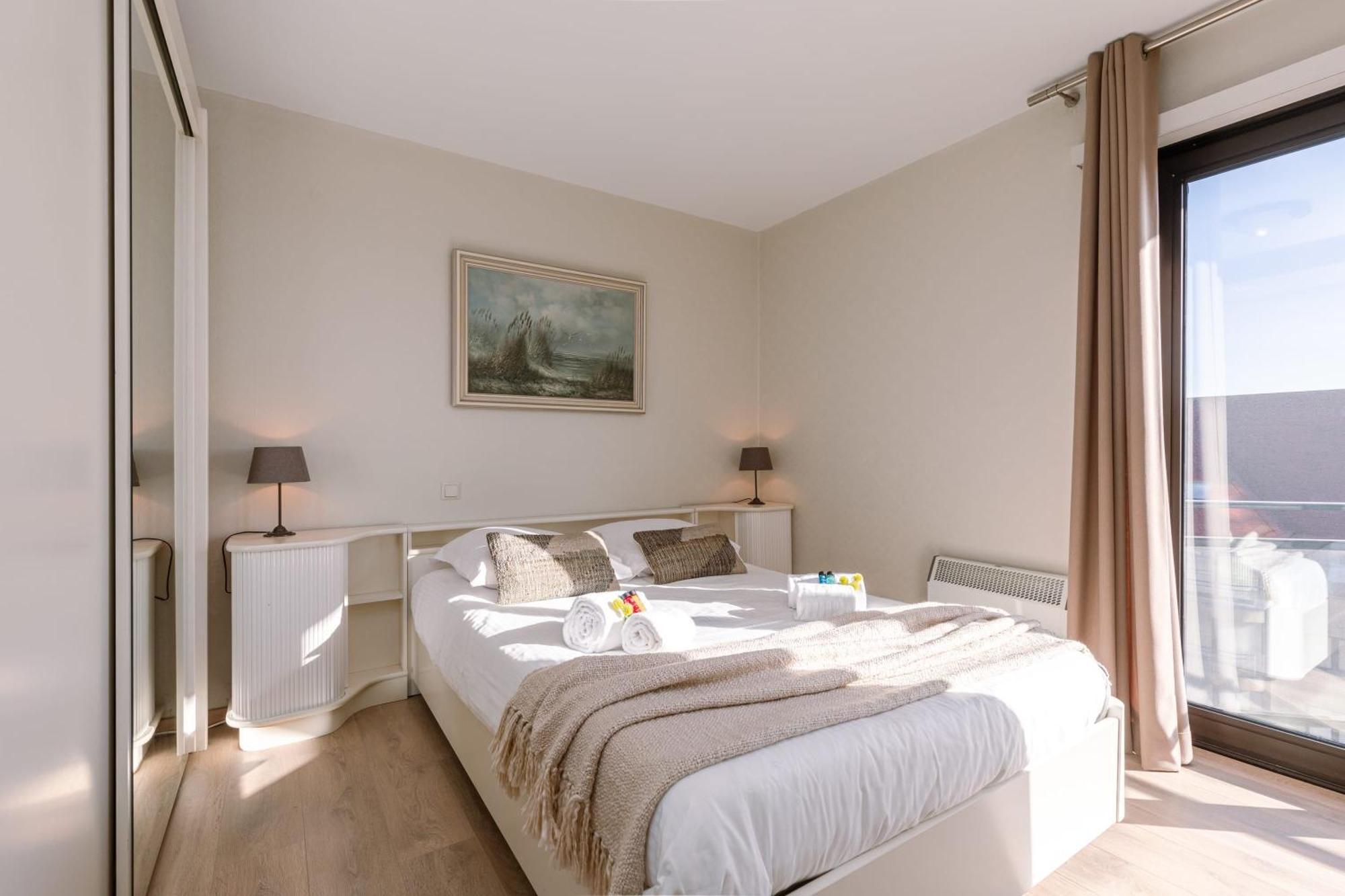 Huswell - Spacious & Modern Sea View Apartment With Garage Oostende Dış mekan fotoğraf